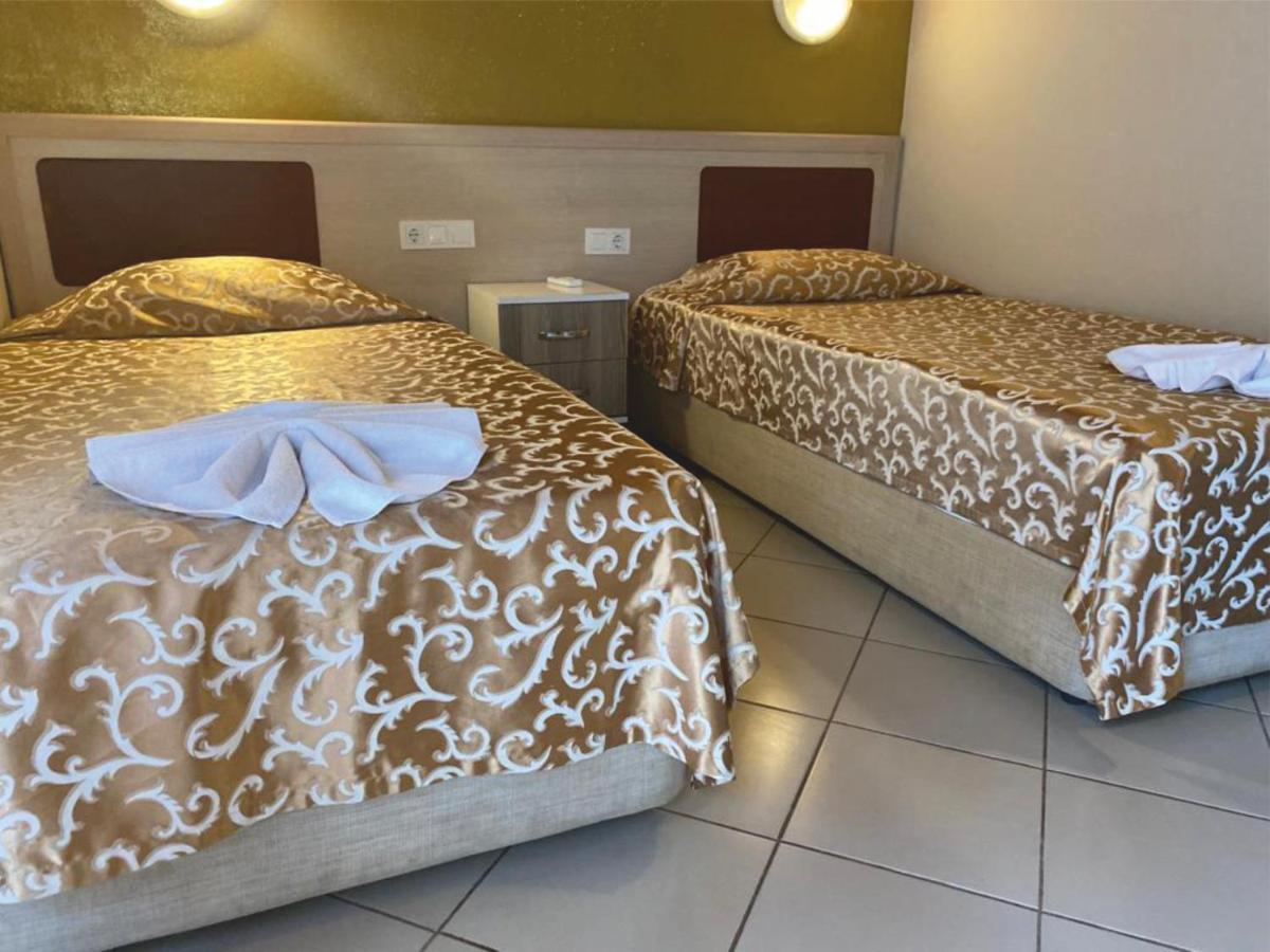 מרמריס Arya Otel מראה חיצוני תמונה